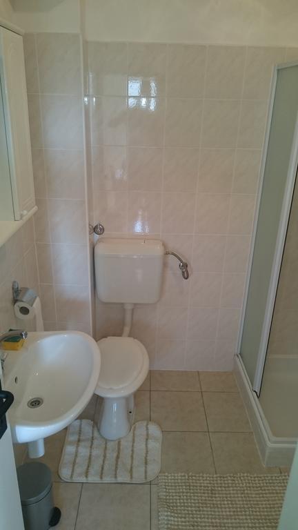 Apartment Kiko Rogoznica  Zimmer foto
